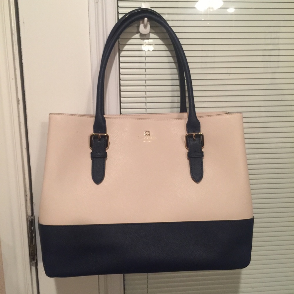 💄❤️Kate Spade Tote NWOT navy/tan ❤️💄